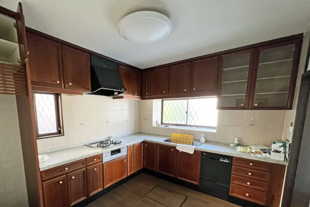 月が丘モデルハウス キッチンBefore