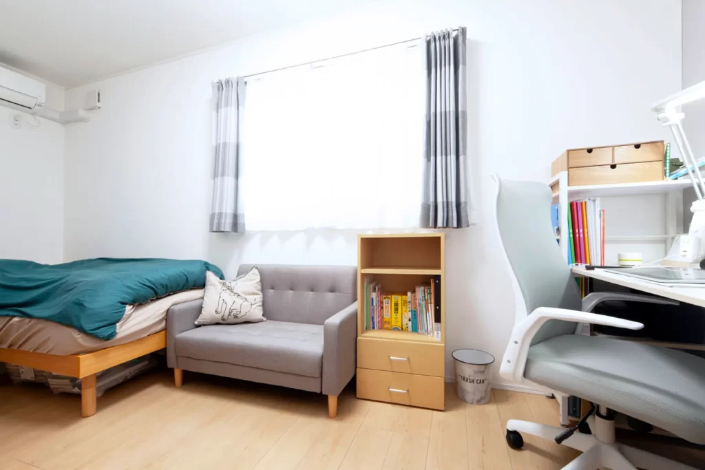 築50年木造2階建て 子ども部屋 アフター｜合同会社曉