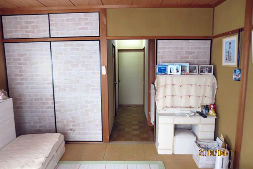 築40年鉄骨造３階建て LDK ビフォー｜合同会社曉